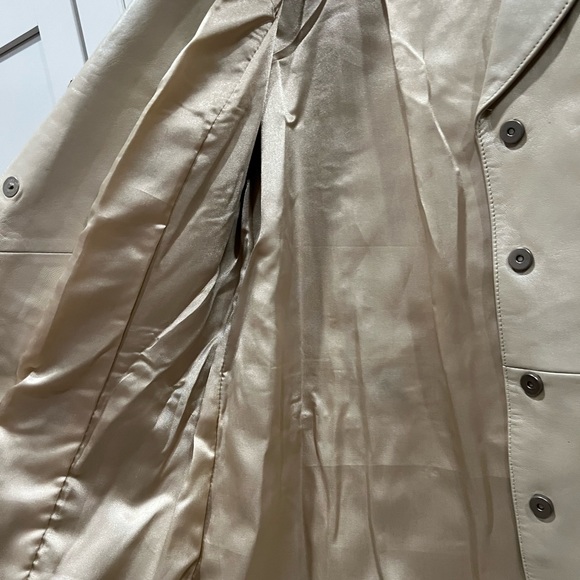 Saguaro leather suit ivory pearl color size M jacket size 8 skirt - Picture 8 of 15